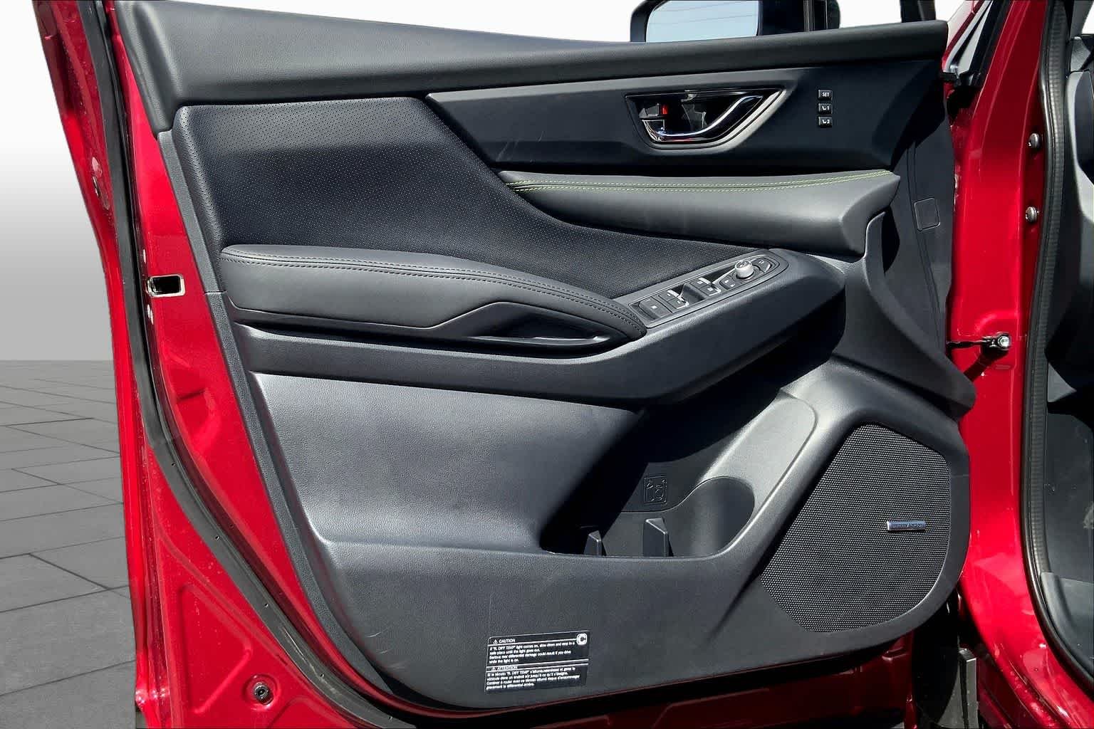 Used 2025 Crimson Red Pearl Subaru Onyx Edition Touring image 10