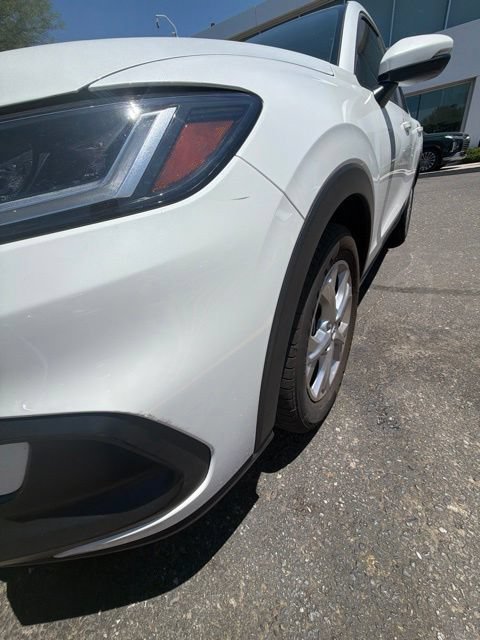 Used 2024 Platinum White Pearl Honda LX image 3