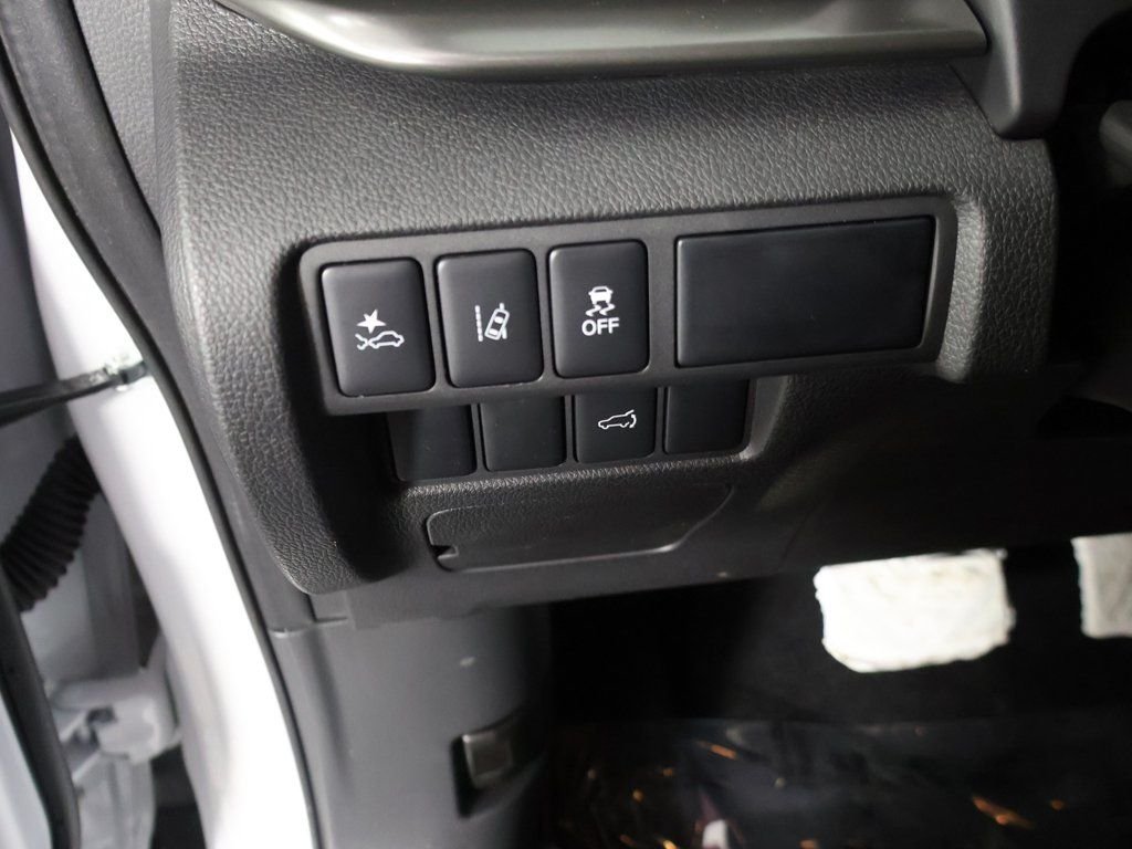 2026 Mitsubishi Eclipse Cross Black Edition - Photo 37