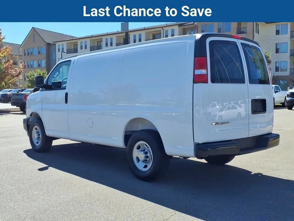 2025 Chevrolet Express Cargo Work Van - Photo 30