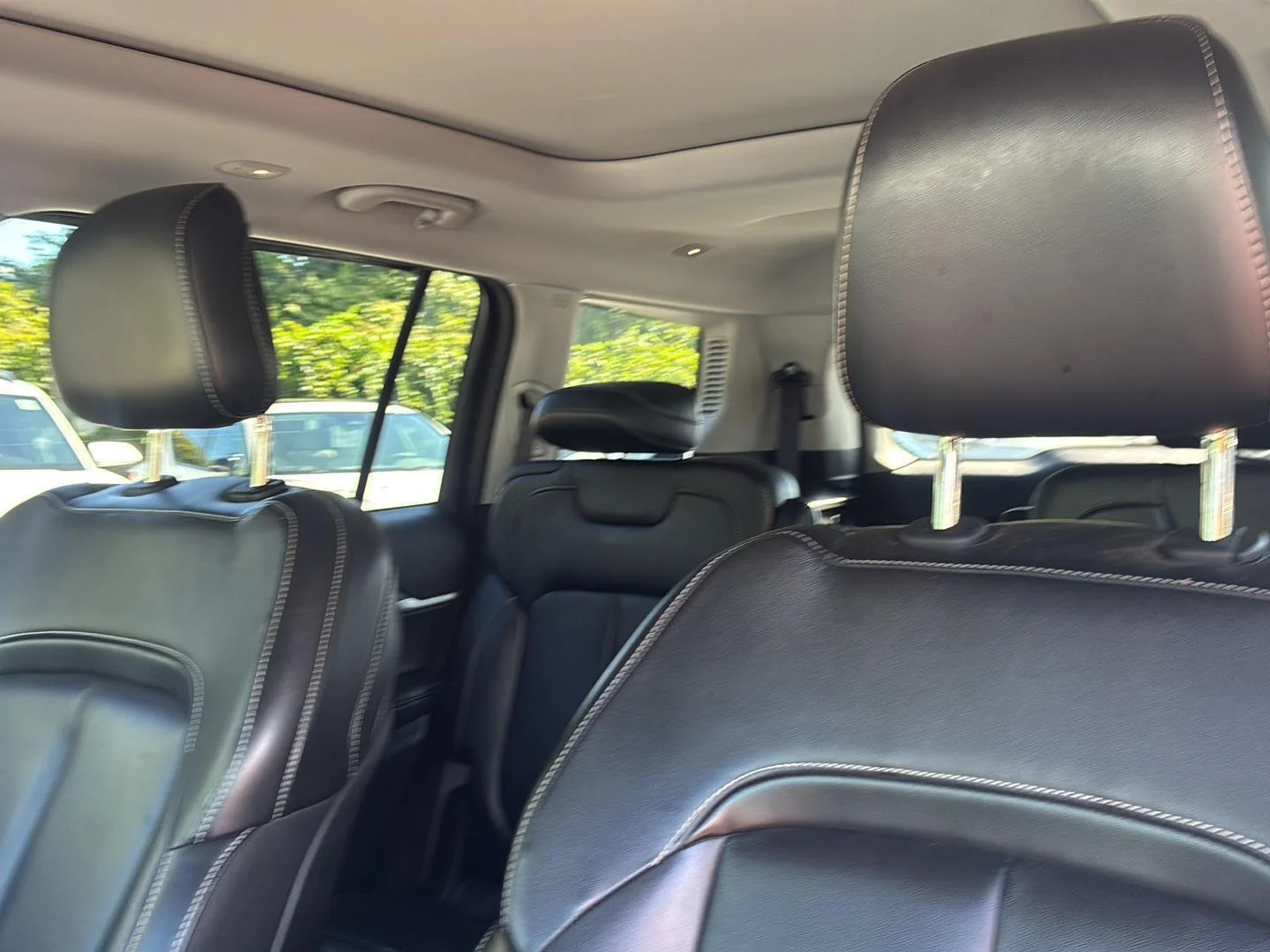Used 2021 Silver Zynith Jeep Limited image 25