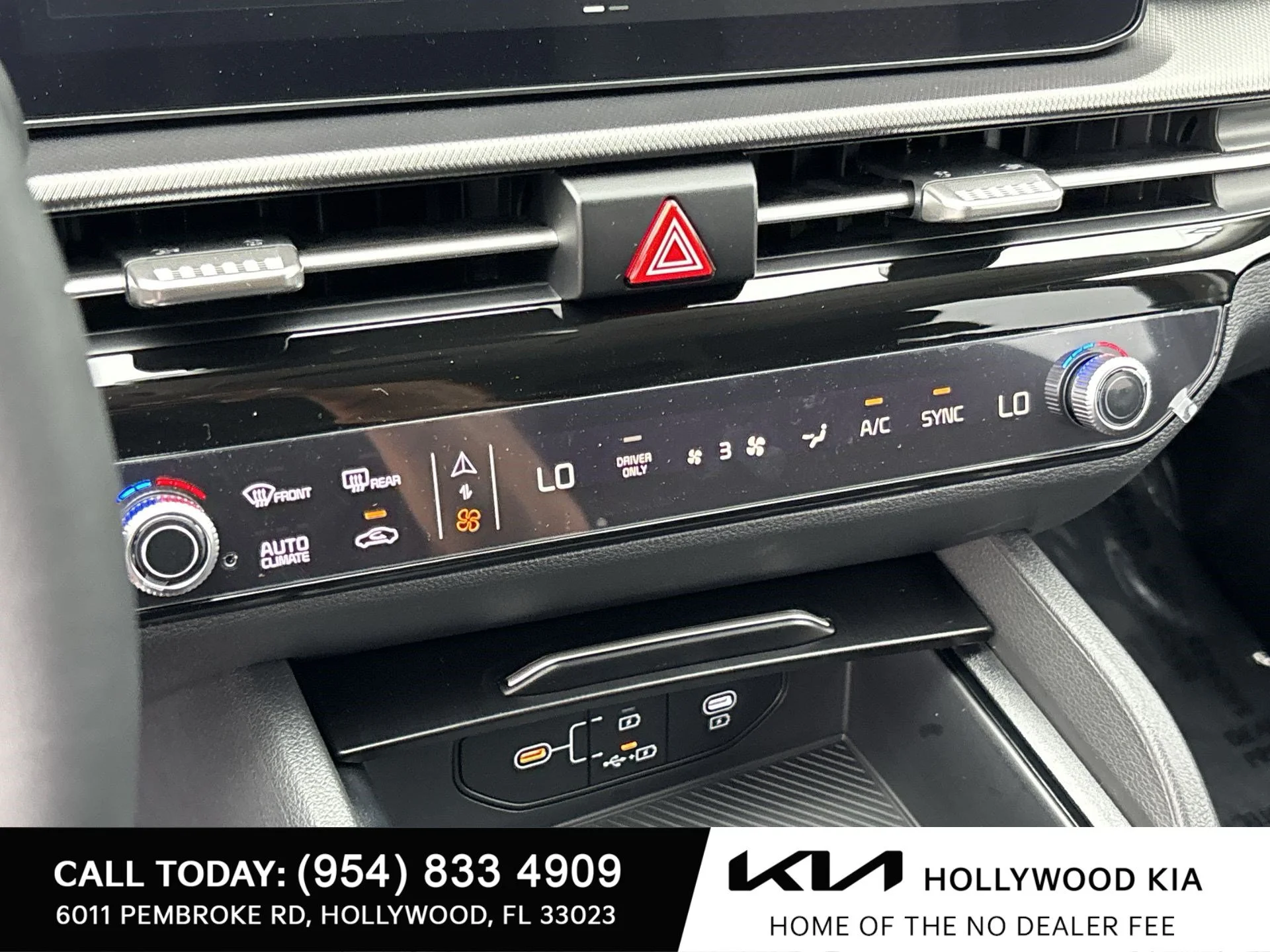 New 2027 Gravity Gray Kia S image 18