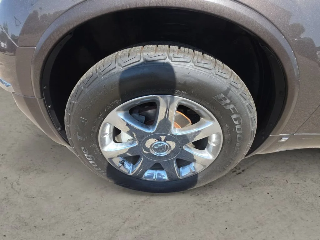 Used 2008 COCOA METALLIC Buick CXL image 13