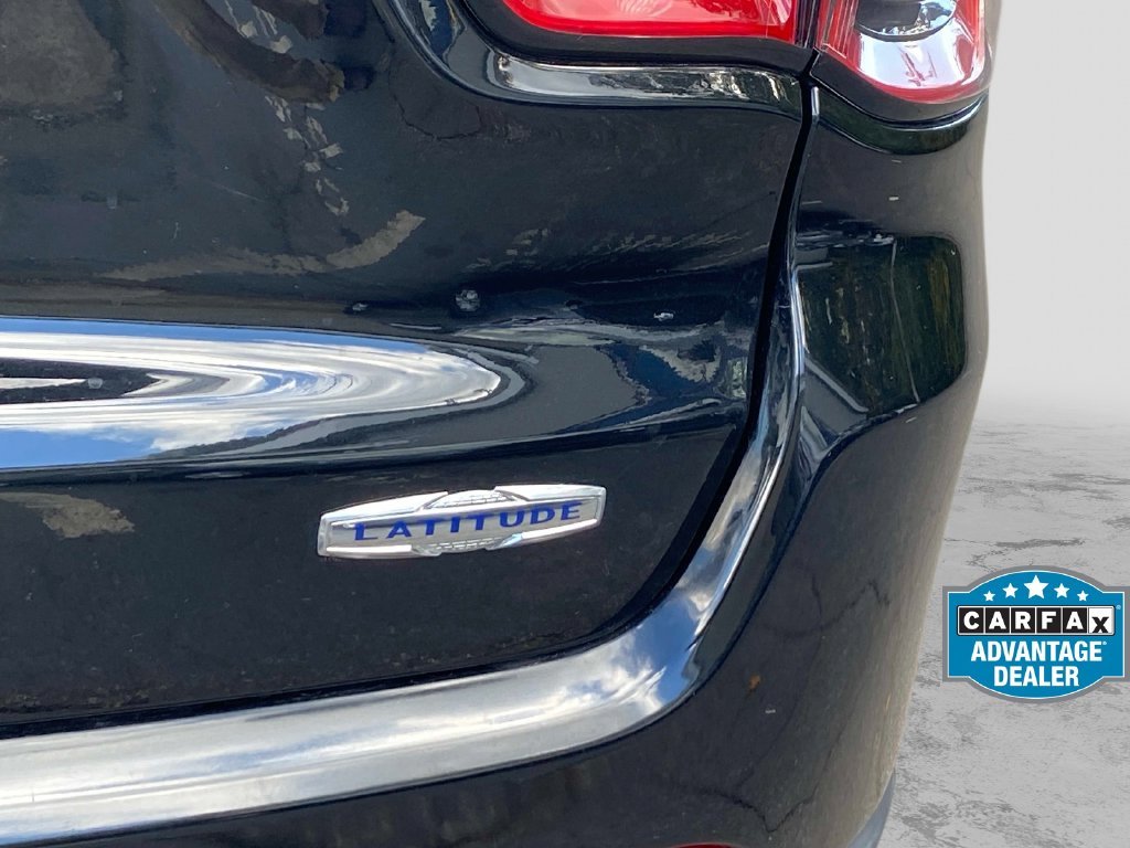 Used 2019 Black Jeep Latitude image 7
