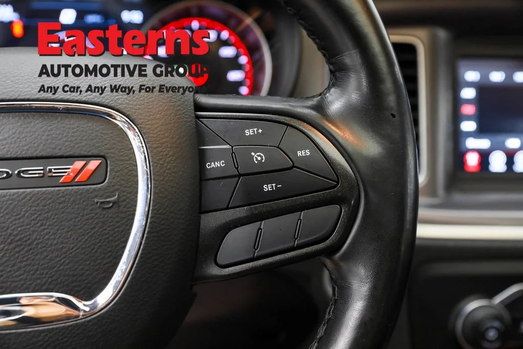 Used 2022 Silver Dodge SXT image 16