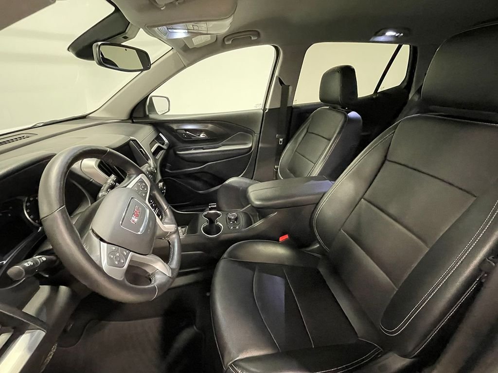 Used 2022 White GMC SLT image 3