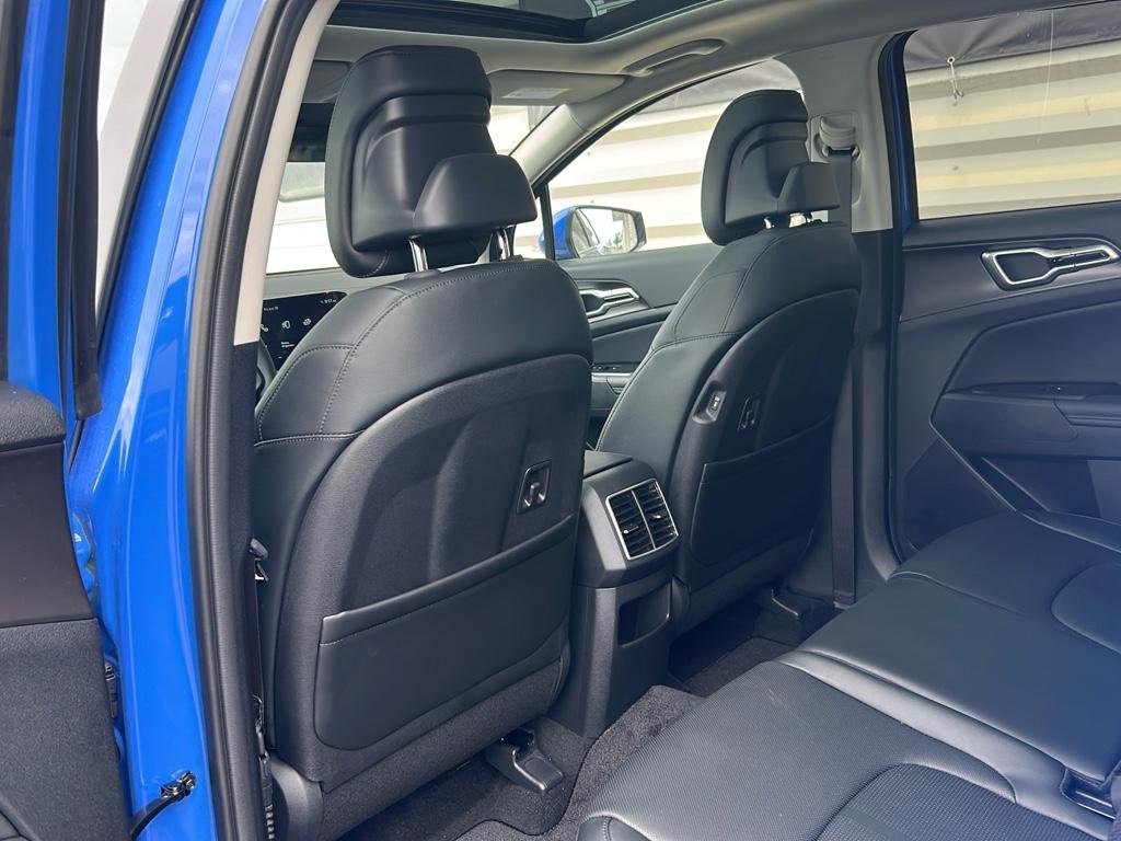 2026 Kia Sportage EX - Photo 14