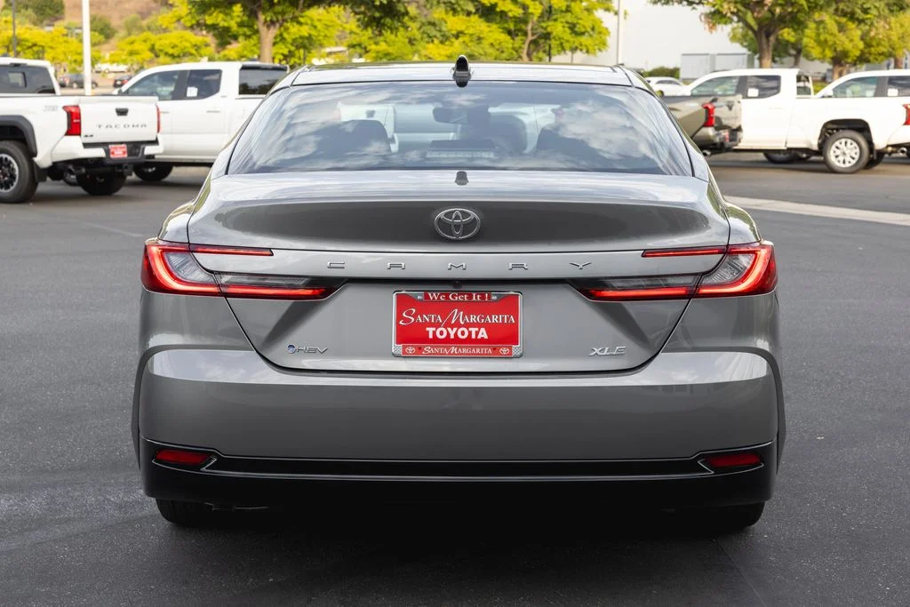 New 2026 Heavy Metal <sup>1</sup> Toyota  XLE image 5