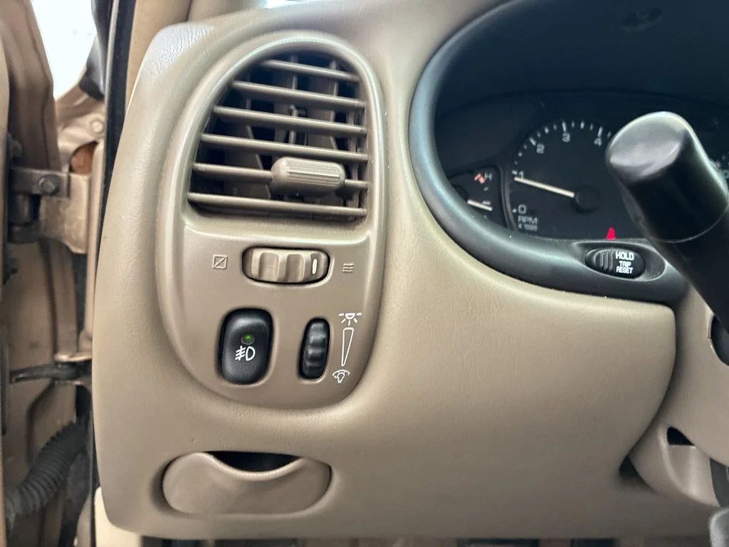 2004 Oldsmobile Alero GL1 - Photo 17