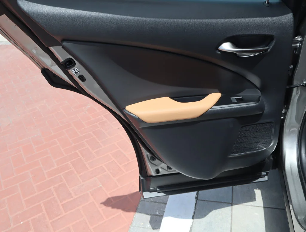 New 2026  Lexus 300h image 24