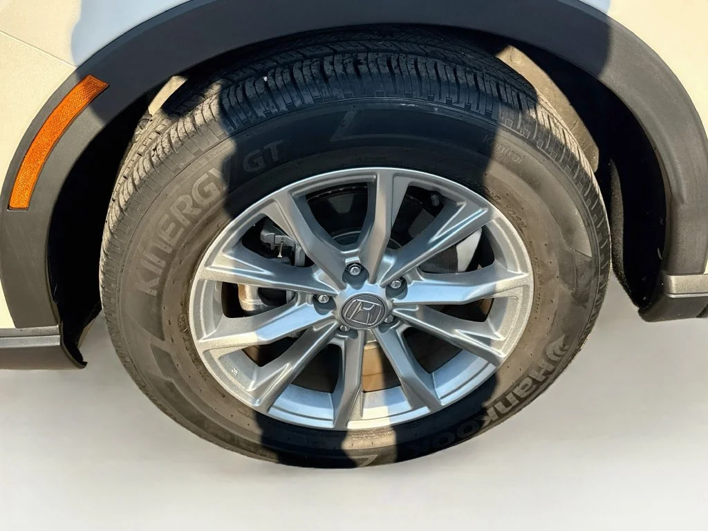 Used 2024 White Honda EX-L image 38