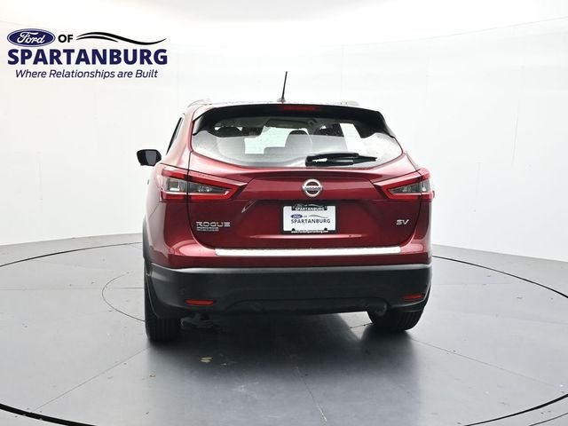 Used 2020 Scarlet Nissan SV image 5