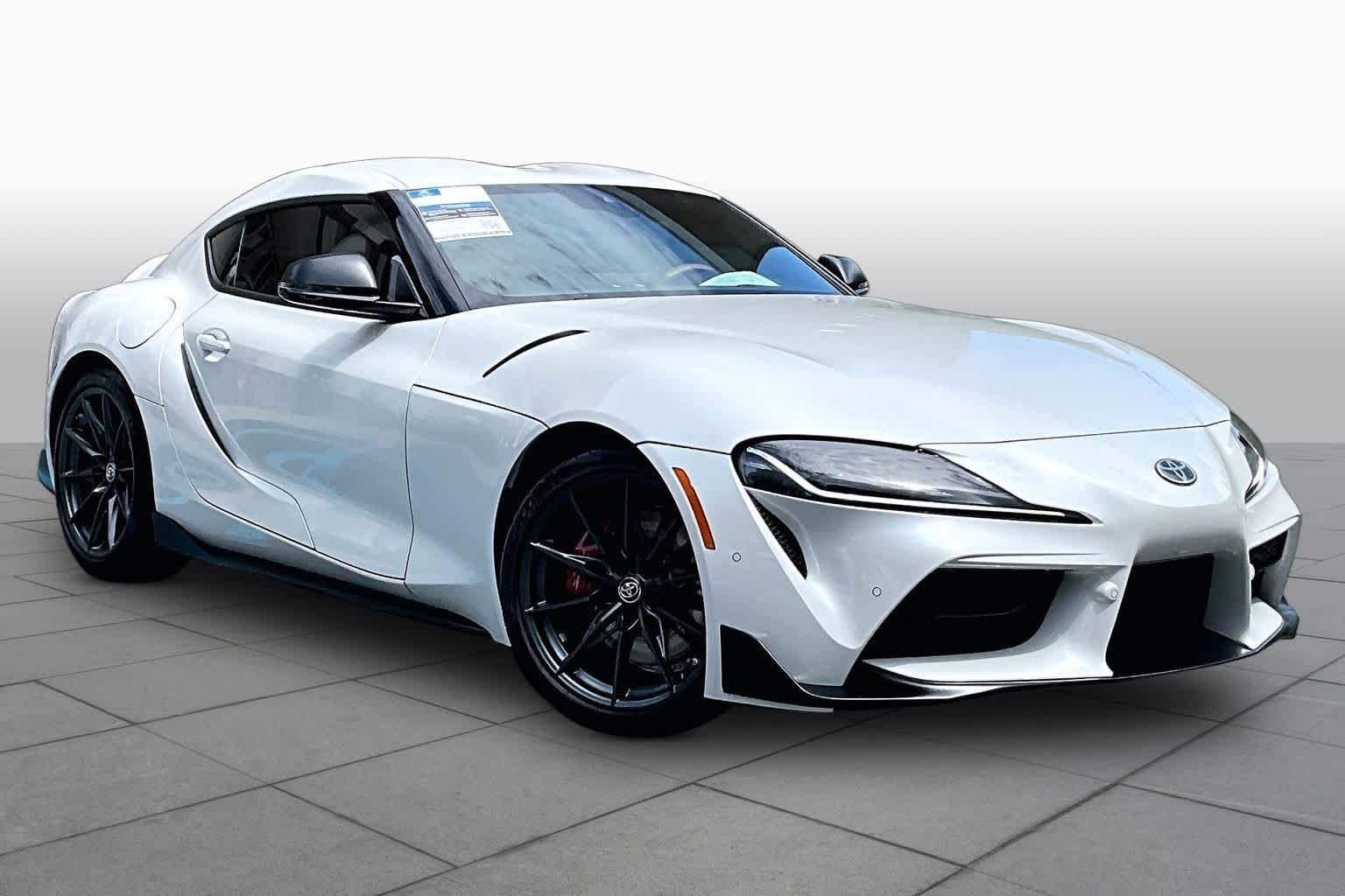 Used 2025 Absolute Zero Toyota 3.0 Premium image 3