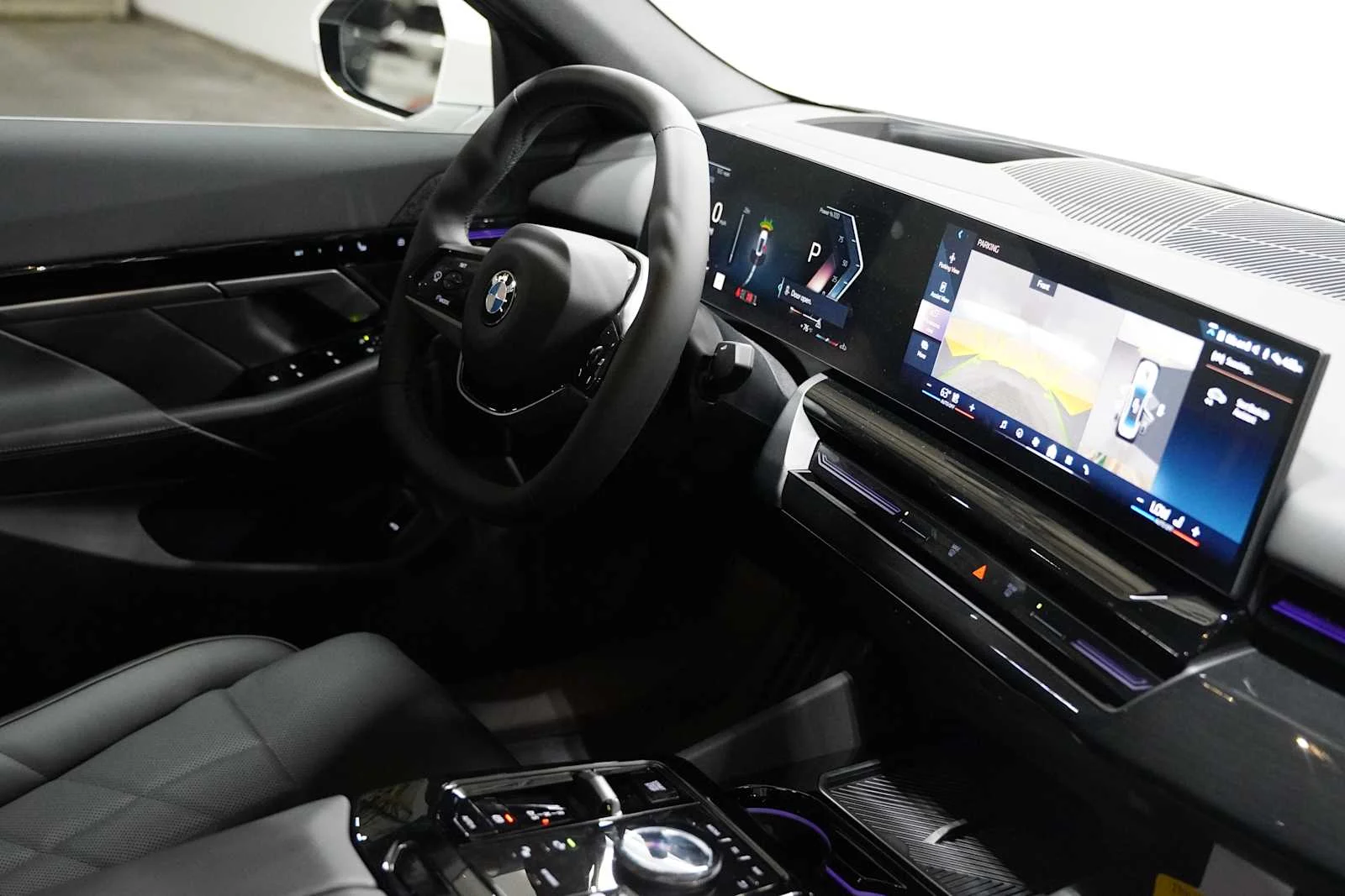 2026 BMW 5 Series 530i - Photo 10