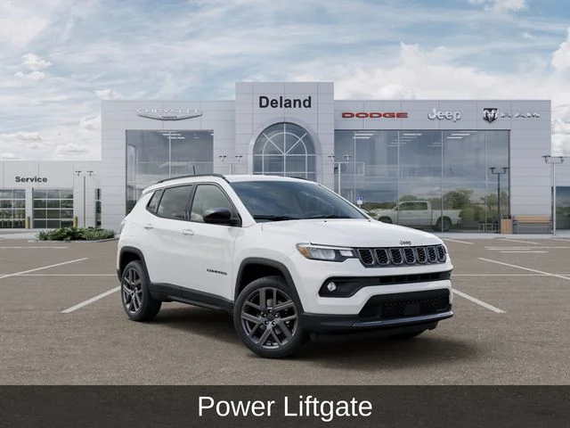 New 2026 Bright White Clear-Coat Exterior Paint Jeep Latitude image 5