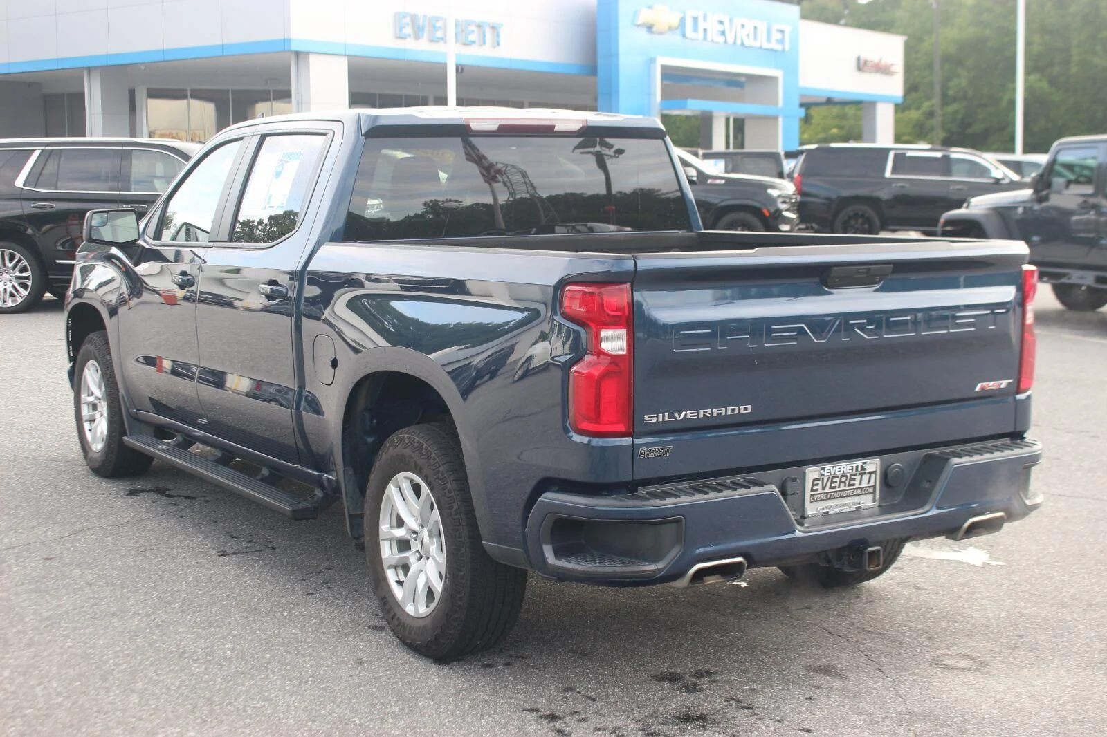 Used 2021 NORTHSKY BLUE METALLIC Chevrolet RST image 5