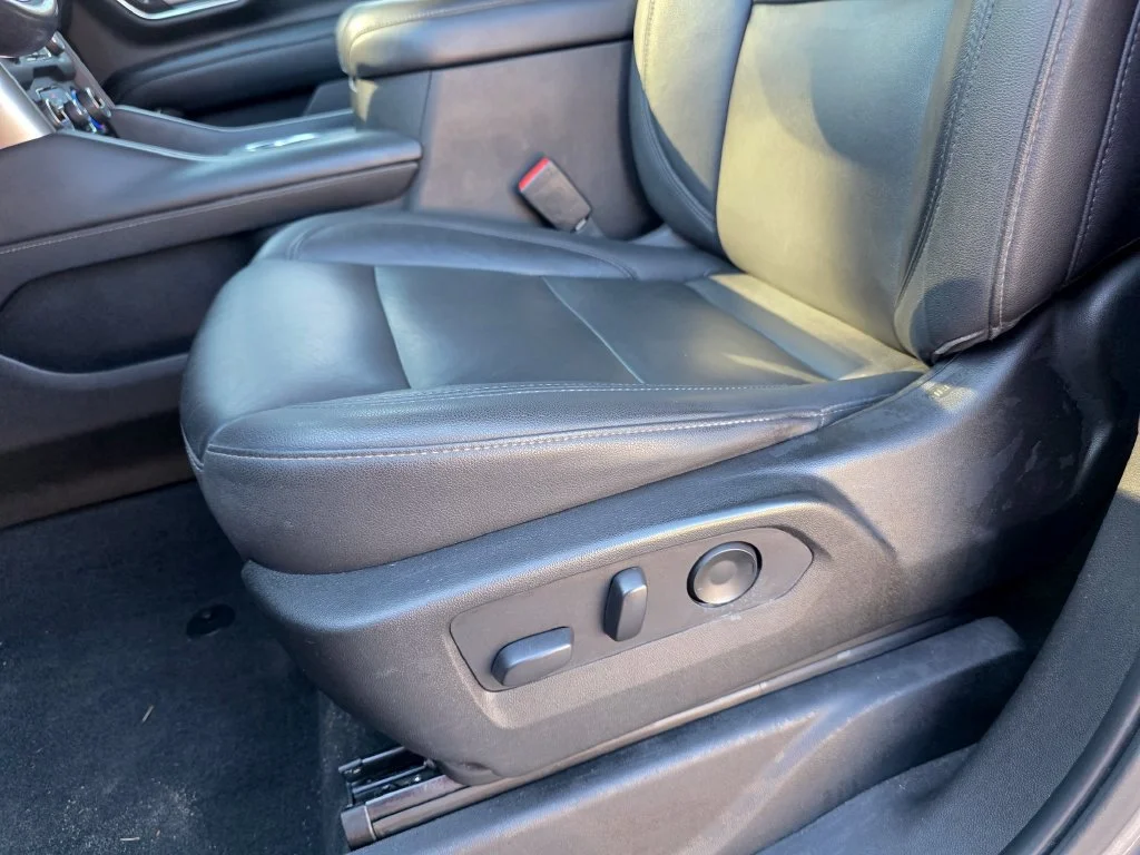 Used 2021 SATIN STEEL METALLIC Chevrolet LT image 12