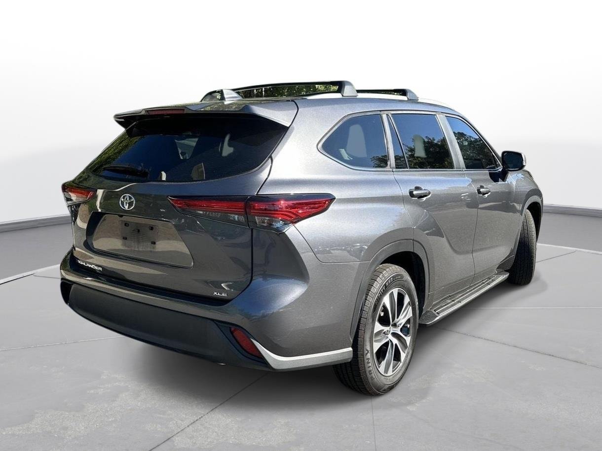 Used 2023 Magnetic Gray Metallic Toyota XLE image 6