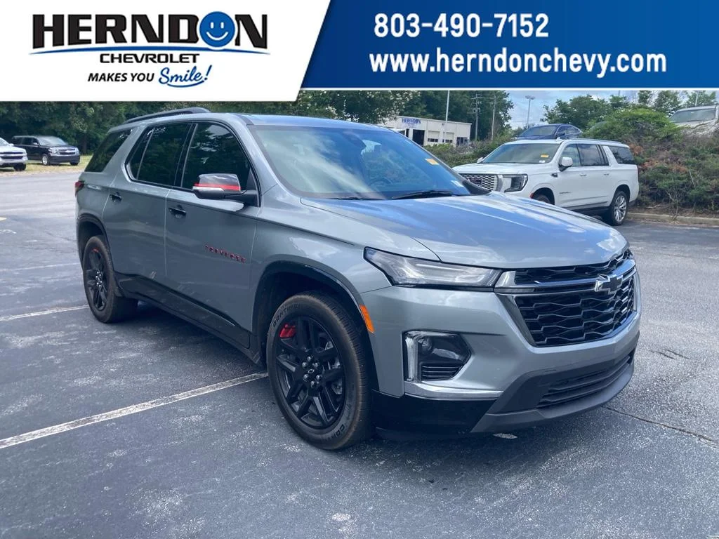 2023 Chevrolet Traverse FWD Premier's photo