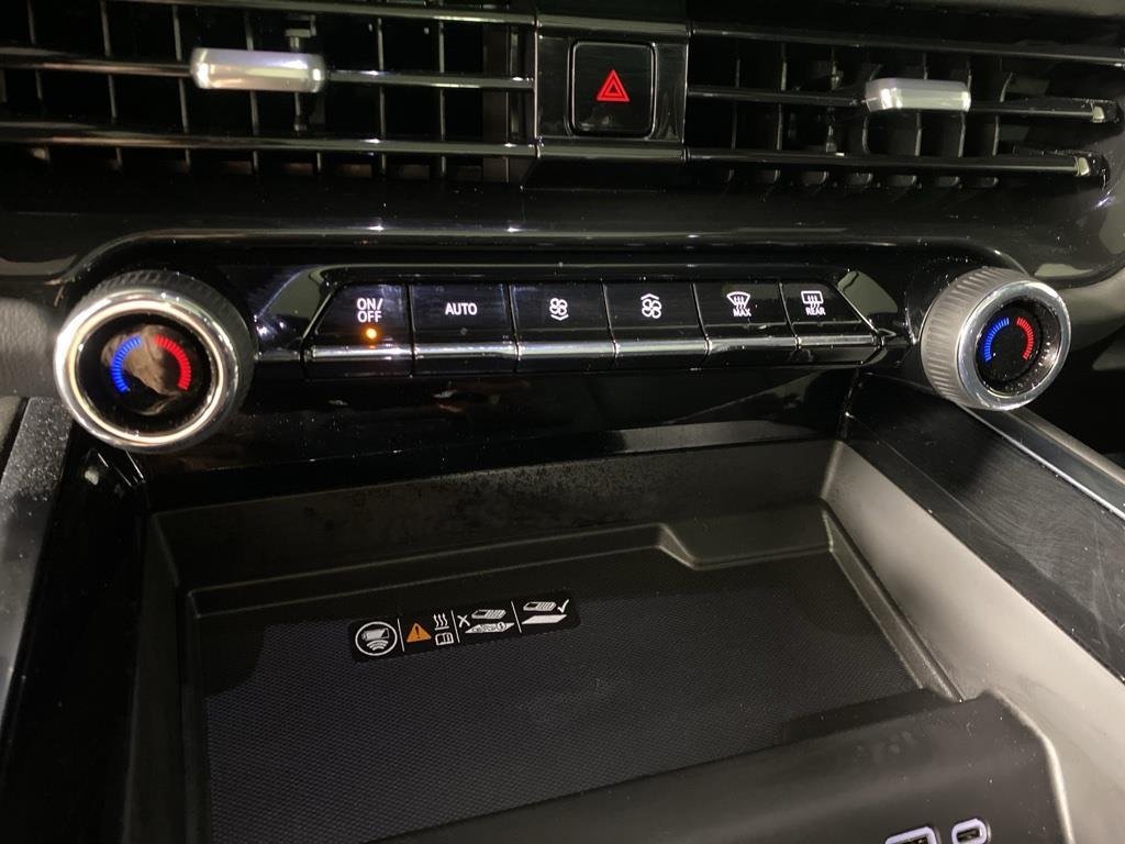 Used 2025 Ash Chevrolet RST image 21