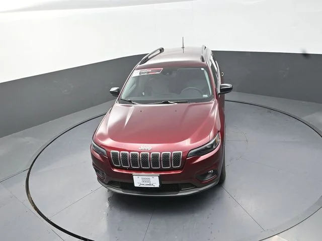 Used 2022 Red Jeep Latitude Lux image 13