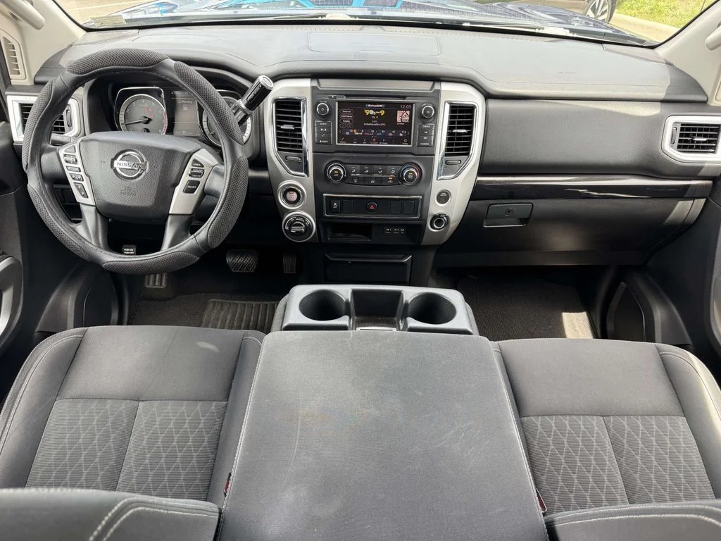 Used 2019 Blue Nissan SV image 16