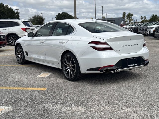 2026 GENESIS G70 Standard - Photo 5