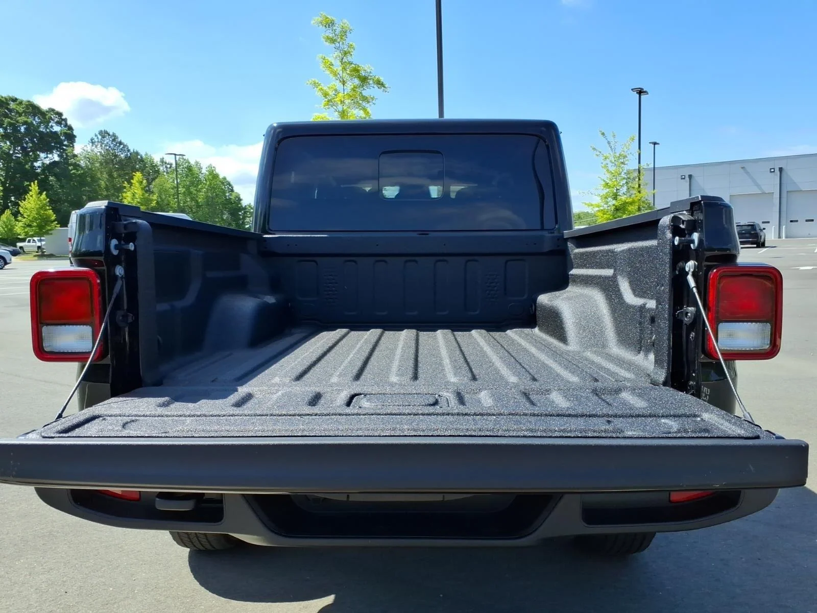 New 2026 Black Clear-Coat Exterior Paint Jeep Sport S image 28