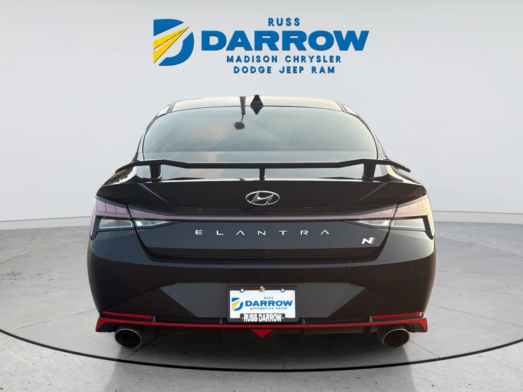 Used 2022 Black Hyundai Base image 4