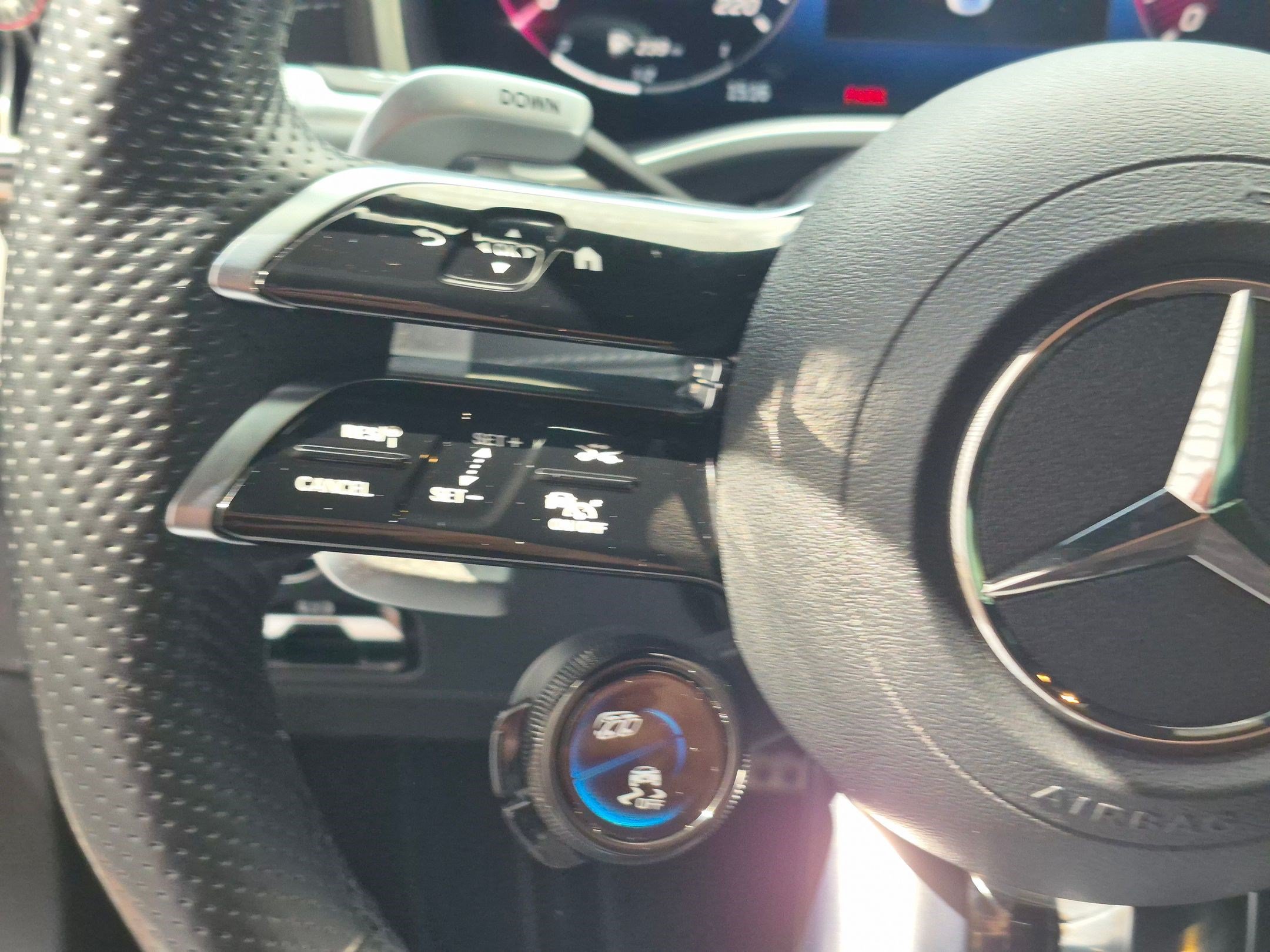 Certified Used 2022 Obsidian Black Metallic Mercedes-Benz AMG® SL 63 image 17