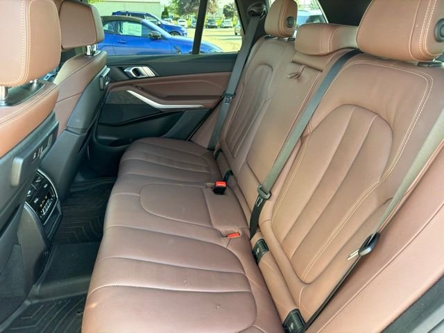 Used 2022 White Metallic BMW xDrive40i image 20