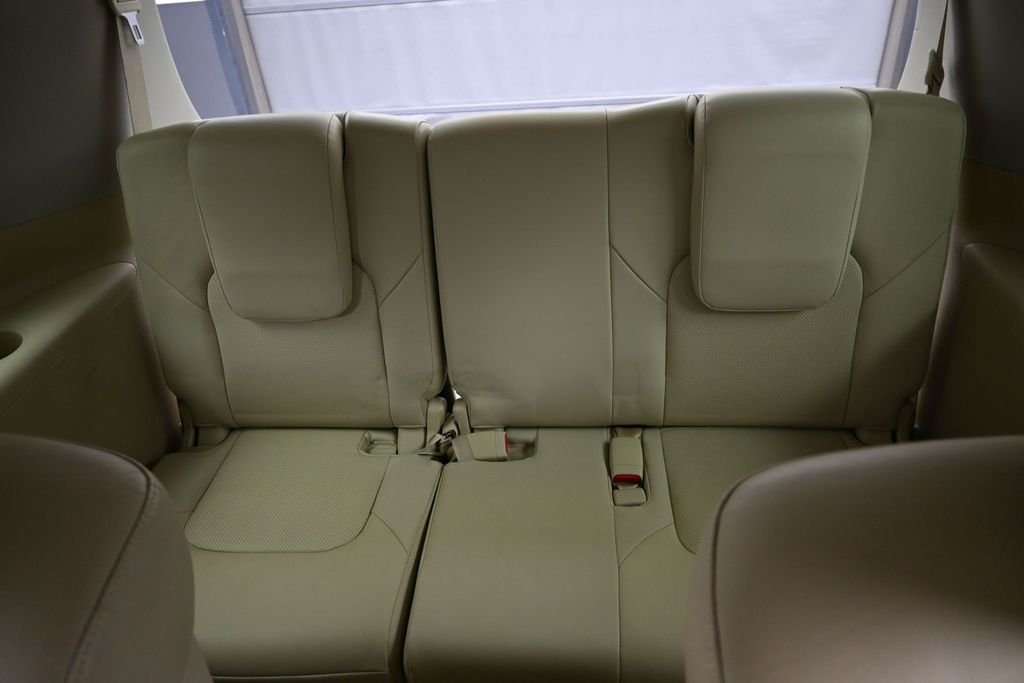 Used 2015 Gray INFINITI  image 11