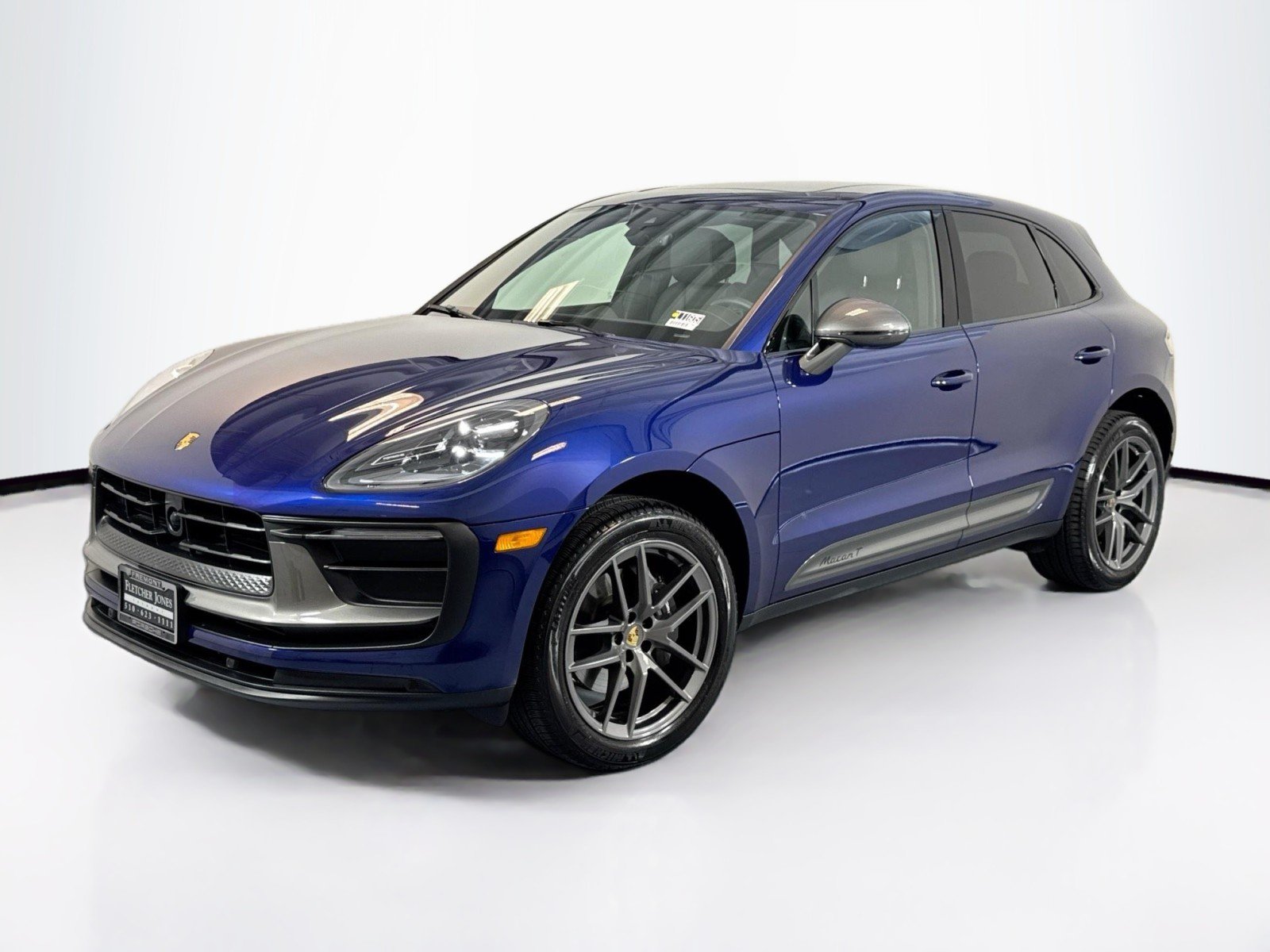 2025 Porsche Macan T