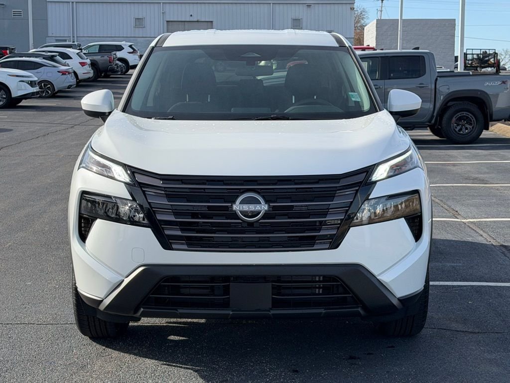 New 2026 Everest White Pearl TriCoat Nissan SV image 9