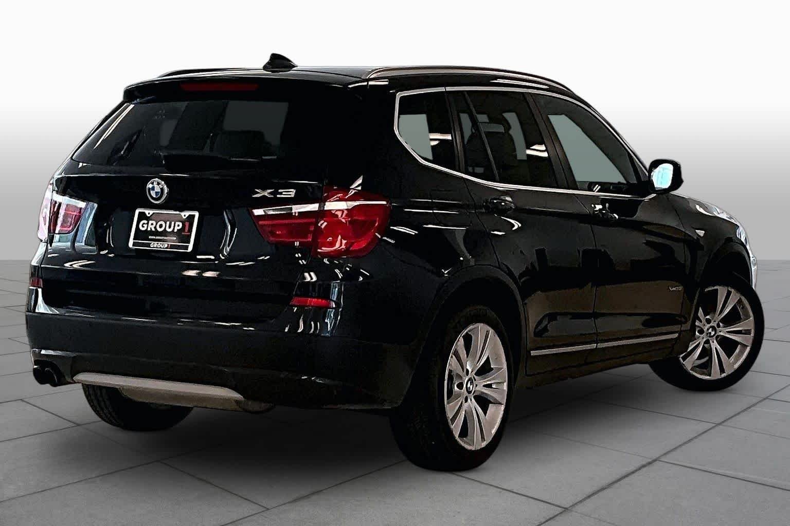 Used 2012 Black Sapphire Metallic BMW 35i image 11