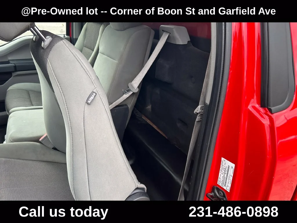 Used 2019 Red Ford XL image 23