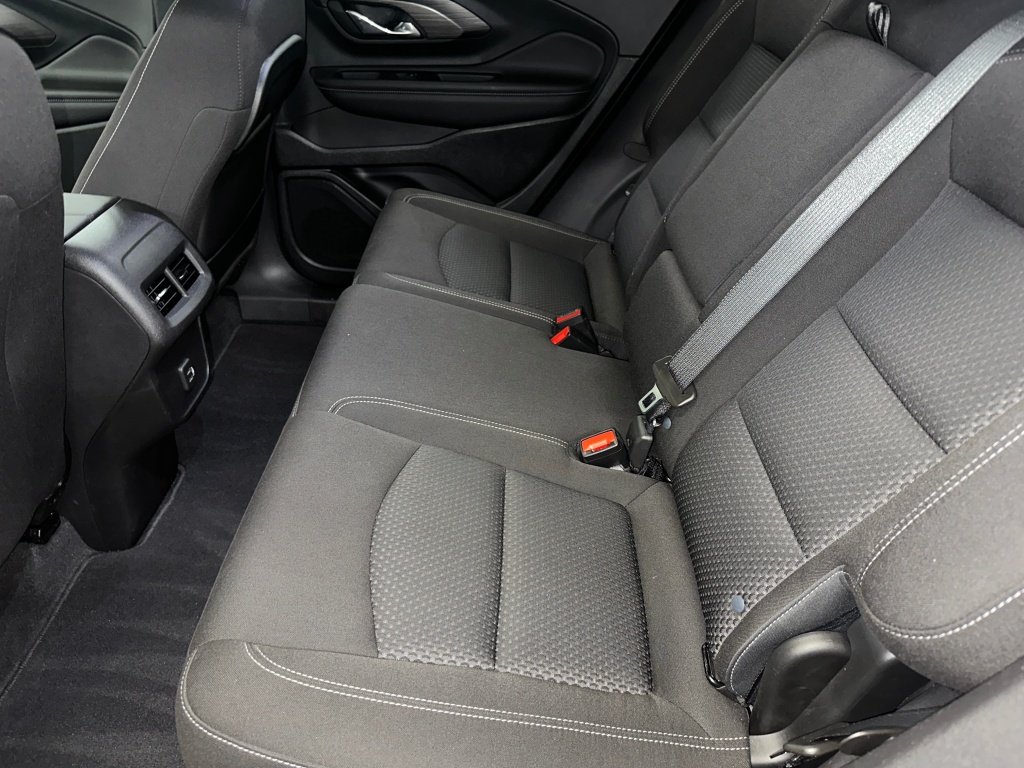 2023 GMC Terrain SLE - Photo 19