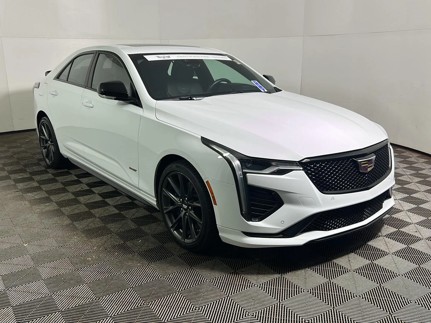 Used 2024 Summit White Cadillac V-Series image 5