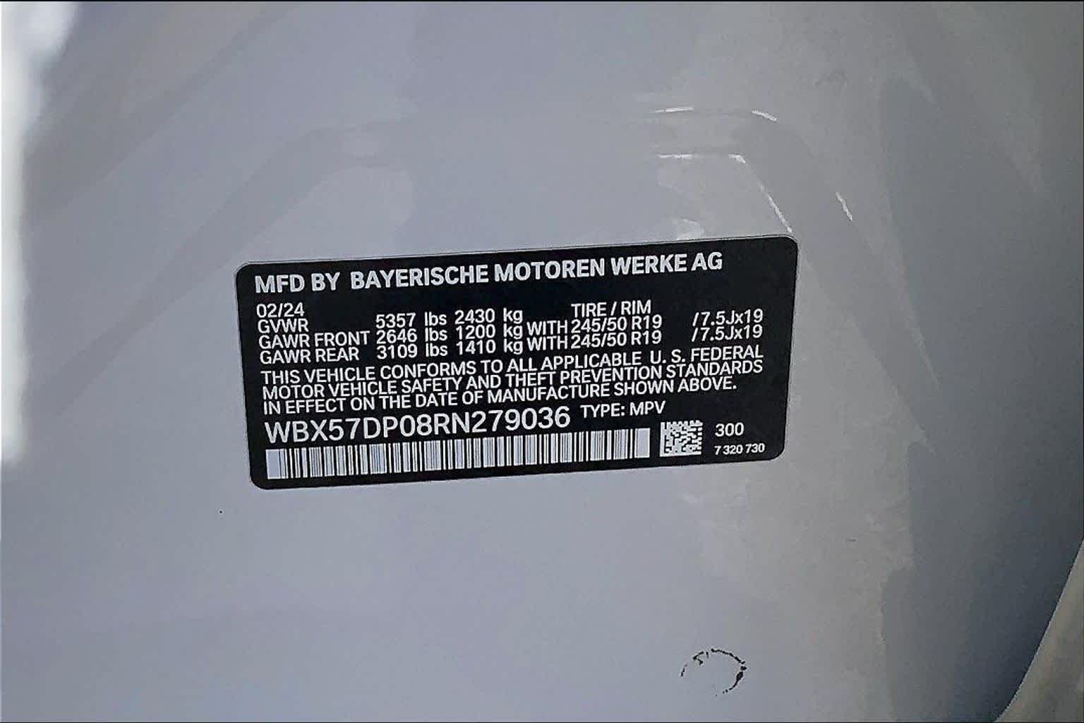 Used 2024 Alpine White BMW xDrive30i image 33