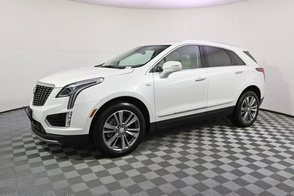New 2025 Crystal White Tricoat Cadillac Premium Luxury image 2