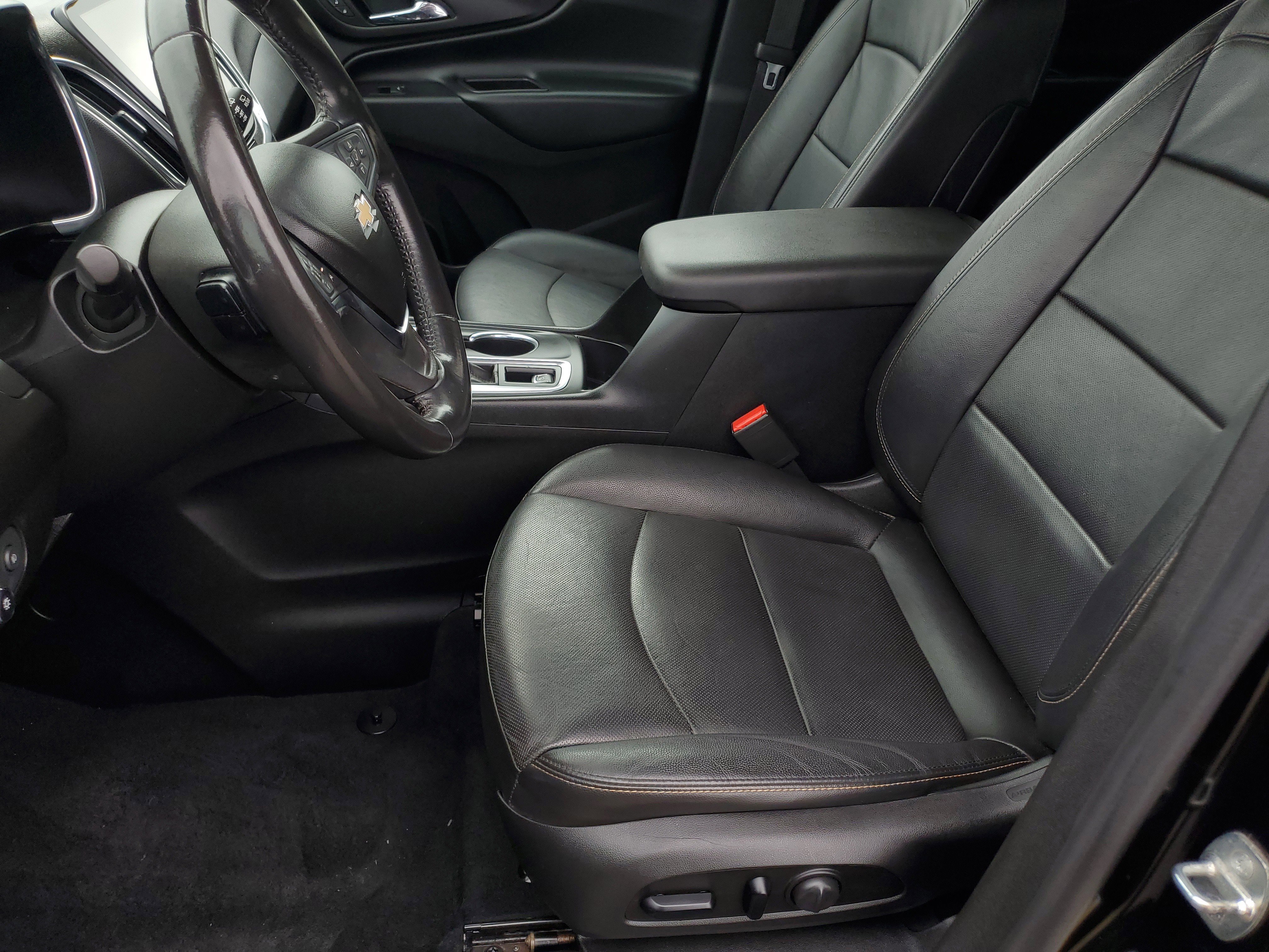 Used 2020 Mosaic Black Metallic Chevrolet LT image 17