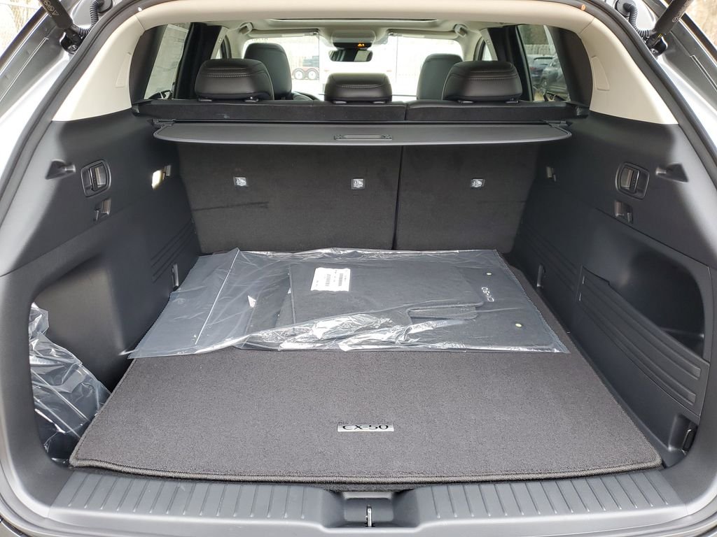 2026 Mazda CX-50 Premium - Photo 8