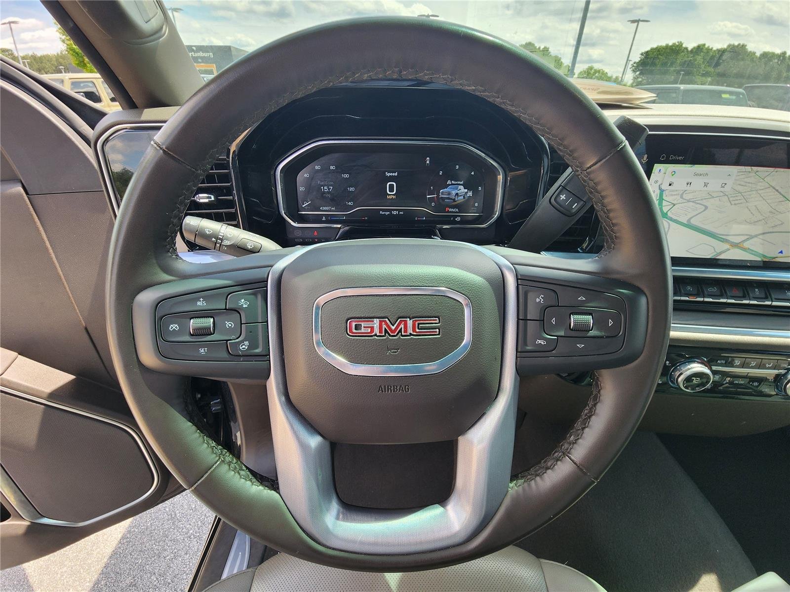Used 2025 Onyx Black GMC SLT image 11