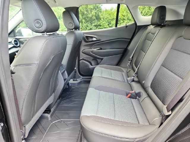 2026 Chevrolet Trax LT - Photo 15