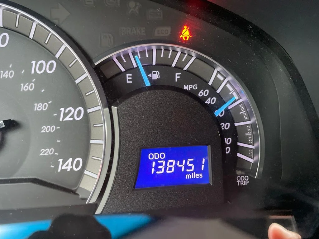 Used 2014 Gray Toyota SE image 7