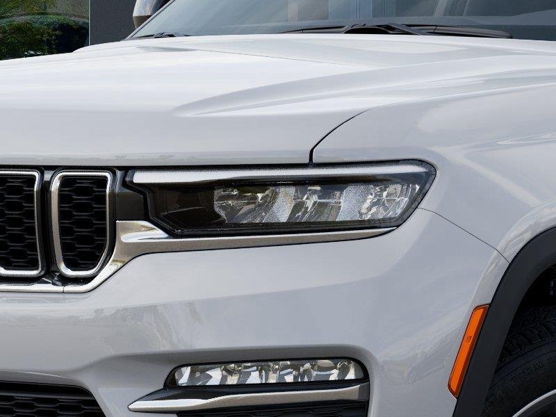 New 2025 Bright White Clear-Coat Exterior Paint Jeep Limited image 10