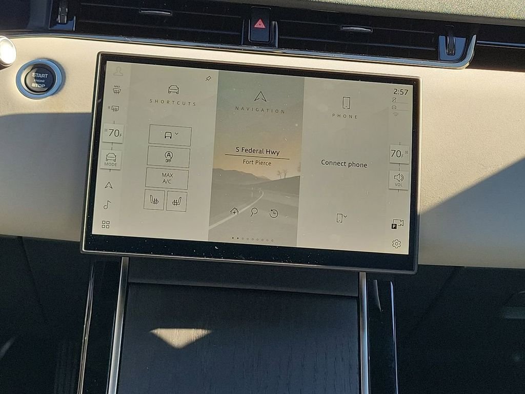 New 2026 Seoul Pearl Silver Land Rover S image 21