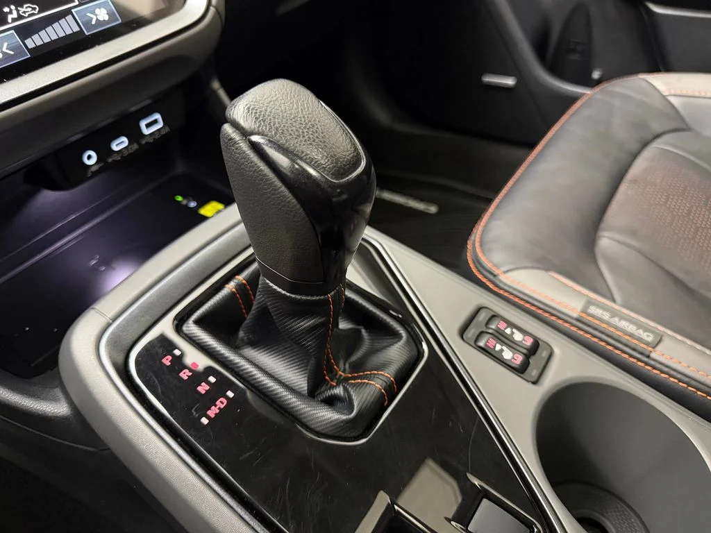Used 2024 Alpine Green Subaru Limited image 29