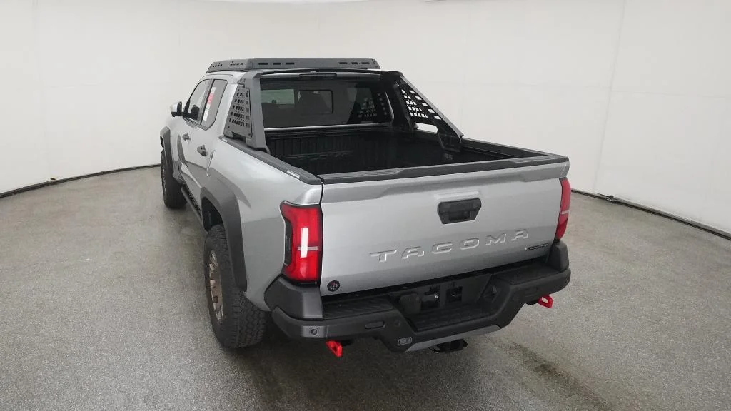 2025 Toyota Tacoma Trailhunter - Photo 14