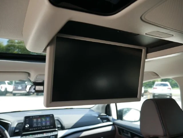 New 2027 Platinum White Pearl Honda Touring image 22